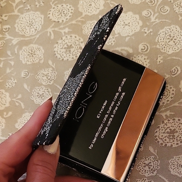 NEW Glam-Girl-at-the-Office Accessory Bundle! Metallic Silver & Black, 3 pieces! - Picture 8 of 14